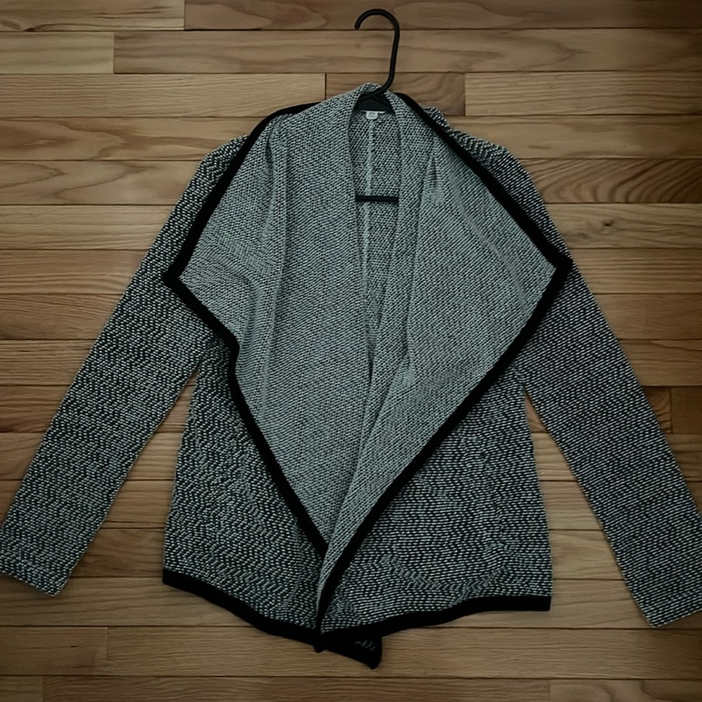NWOT jack by bb Dakota XS black and white open cardigan - Steve Madden